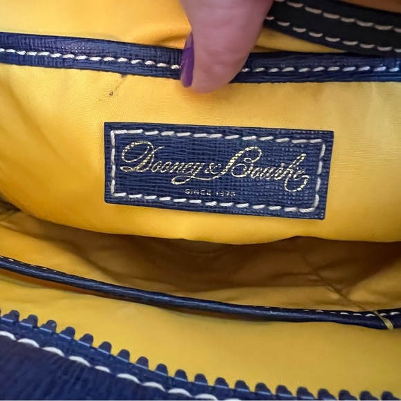 Dooney & Bourke Navy and White Bag - Picture 5 of 14